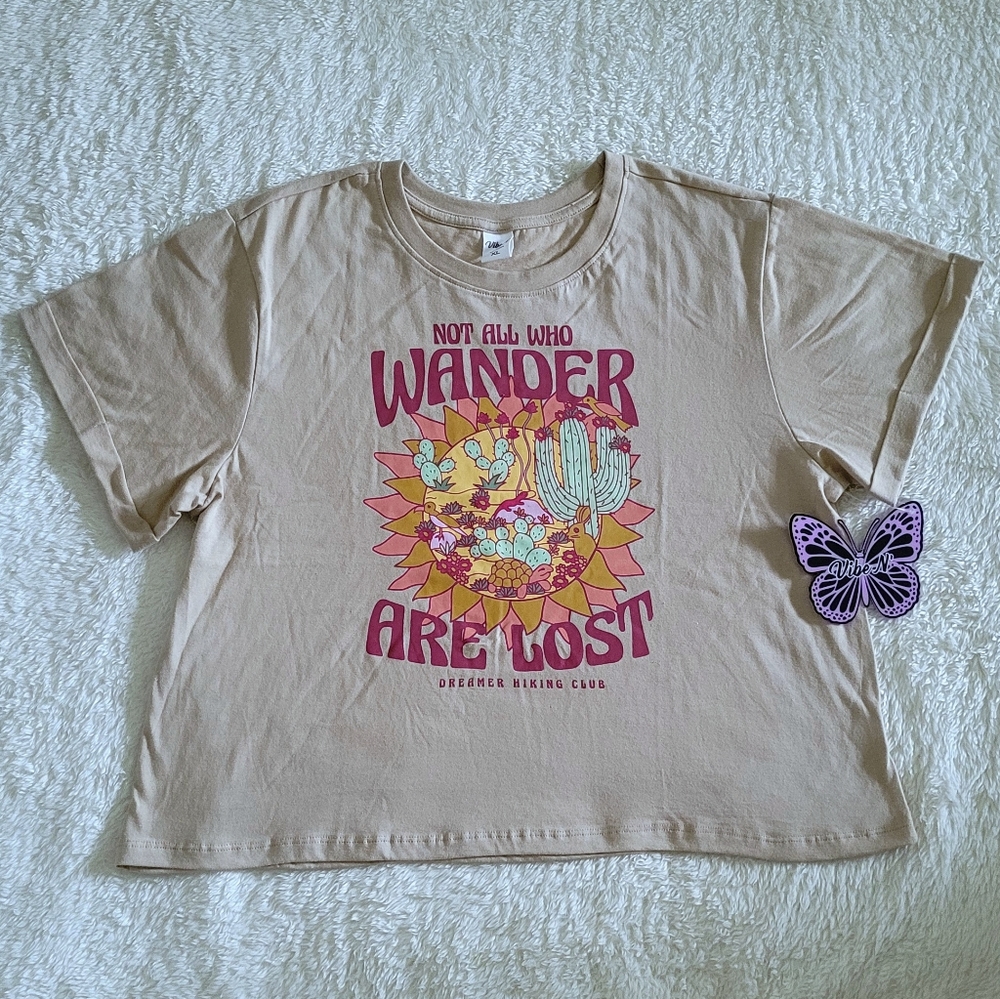 Vibe N' "Not All Who Wander Are Lost" Graphic Tee - NWT - Picture 11 of 15